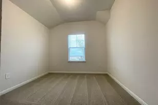 4905 Stockton Ln, Del Valle, TX 78617 - Photo 9