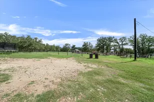 2755 Washburn Rd, Luling, TX 78648 - Photo 33