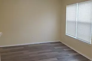 1020 Christopher Ave, Round Rock, TX 78681 - Photo 7