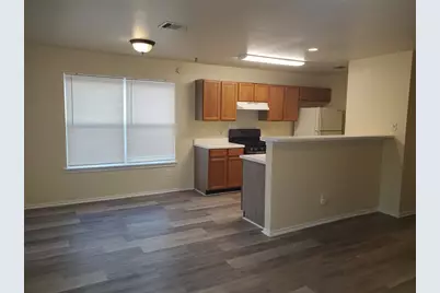 1020 Christopher Avenue #B, Round Rock, TX 78681 - Photo 5