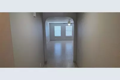 1304 Anna Palm Way, Round Rock, TX 78665 - Photo 5