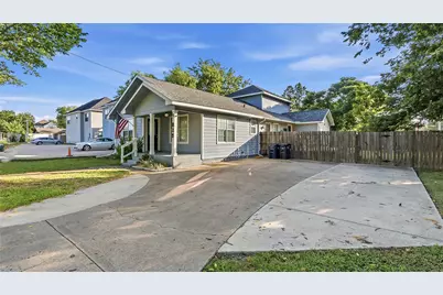 819 Avenue B, College Station, TX 77840 - Photo 3