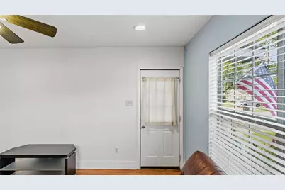 819 Avenue B, College Station, TX 77840 - Photo 5
