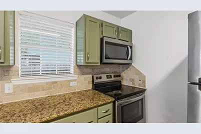 819 Avenue B, College Station, TX 77840 - Photo 13