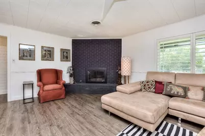 1407 E 19th Street, Georgetown, TX 78626 - Photo 5