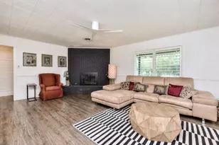 1407 E 19th St, Georgetown, TX 78626 - Photo 9