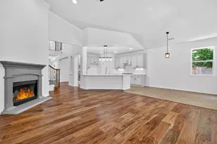 11028 Cherisse Dr, Austin, TX 78739 - Photo 15
