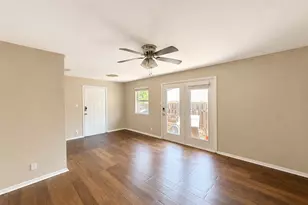 5624 Signal Point, Austin, TX 78724 - Photo 3