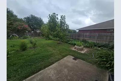 203 Pheasant Trail, Bastrop, TX 78602 - Photo 5