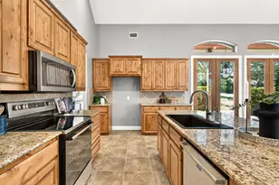 31887 Mirela Ann Ln, Dripping Springs, TX 78620 - Photo 11