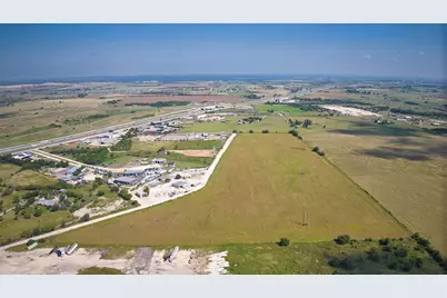 35 Ih, Jarrell, TX 76537 - Photo 7
