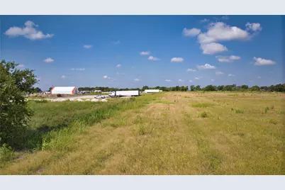 35 Ih, Jarrell, TX 76537 - Photo 27