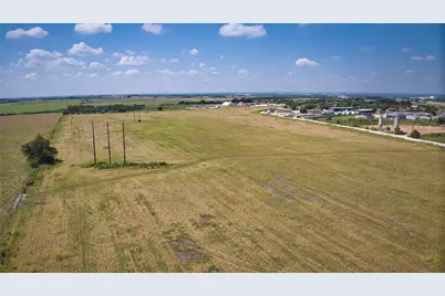 35 Ih, Jarrell, TX 76537 - Photo 19