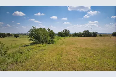 35 Ih, Jarrell, TX 76537 - Photo 13