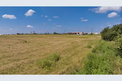 35 Ih, Jarrell, TX 76537 - Photo 17