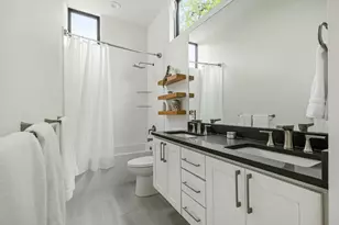 1407 Parkinson Dr, Austin, TX 78704 - Photo 17