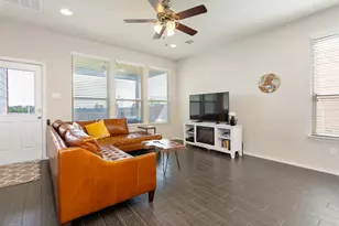 3700 Kennedy Grace Ln, Austin, TX 78728 - Photo 9