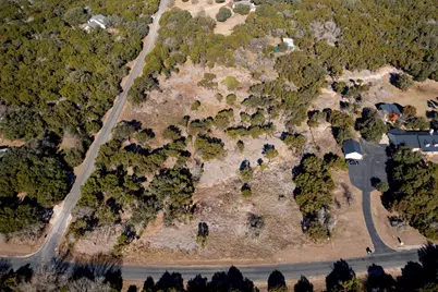 525 W Ridgewood Road, Georgetown, TX 78633 - Photo 9