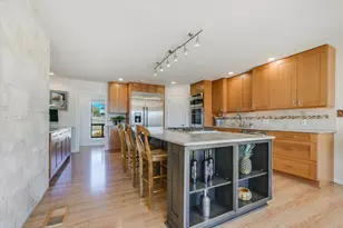 23521 Flat Creek Dr, Marble Falls, TX 78654 - Photo 7