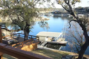 23521 Flat Creek Dr, Marble Falls, TX 78654 - Photo 3