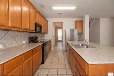 1612 Melissa Oaks Lane, Austin, TX 78744 - Photo 9