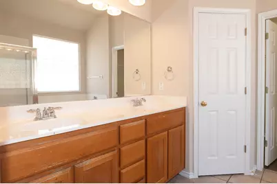1612 Melissa Oaks Lane, Austin, TX 78744 - Photo 17
