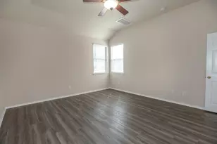 1612 Melissa Oaks Ln, Austin, TX 78744 - Photo 19