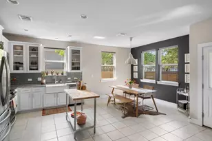 610 Bernstein St, Austin, TX 78745 - Photo 9