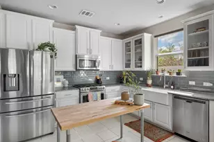 610 Bernstein St, Austin, TX 78745 - Photo 11