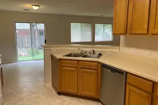 4000 Barlow Dr, Round Rock, TX 78681 - Photo 7