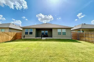 544 Taggart Trail, Jarrell, TX 76537 - Photo 17