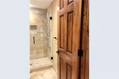 1300 Lipan Trail, Austin, TX 78733 - Photo 21