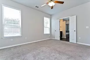 9802 Tanglemede St, Austin, TX 78748 - Photo 13