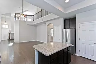 9802 Tanglemede St, Austin, TX 78748 - Photo 11