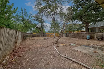 708 W 35th Street, Austin, TX 78705 - Photo 13