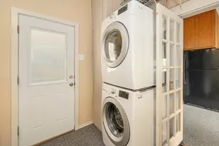 708 W 35th St, Austin, TX 78705 - Photo 11