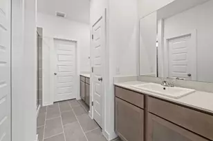1104 Universal Dr, Hutto, TX 78634 - Photo 17