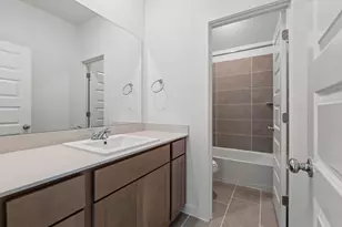 1104 Universal Dr, Hutto, TX 78634 - Photo 25