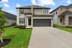 1104 Universal Dr, Hutto, TX 78634 - Photo 1