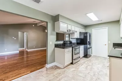 22211 Briarcliff Drive, Briarcliff, TX 78669 - Photo 5