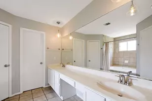 6307 Smith Oak Trail, Austin, TX 78749 - Photo 17