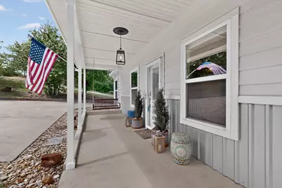 212 Kipahulu Drive, Bastrop, TX 78602 - Photo 5