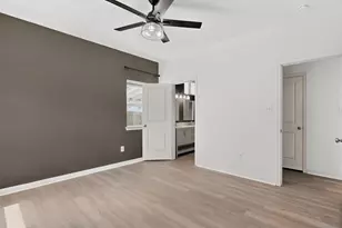 212 Kipahulu Dr, Bastrop, TX 78602 - Photo 15