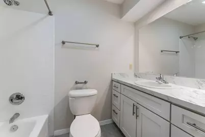 210 Lake Drive W #116, Taylor, TX 76574 - Photo 13