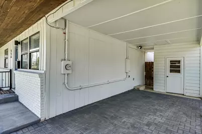 556 E 19th Street, Georgetown, TX 78626 - Photo 19