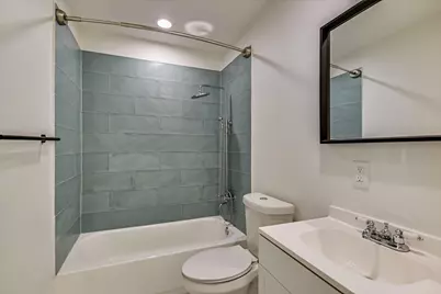 556 E 19th Street, Georgetown, TX 78626 - Photo 11