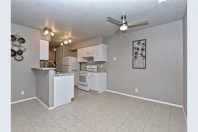 8905 Pineridge Drive #B, Austin, TX 78729 - Photo 5