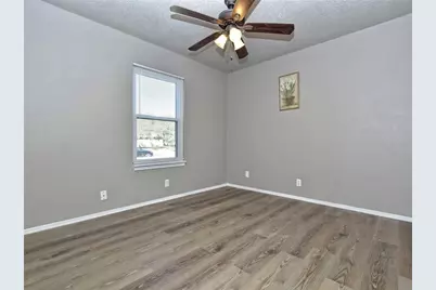 8905 Pineridge Drive #B, Austin, TX 78729 - Photo 11