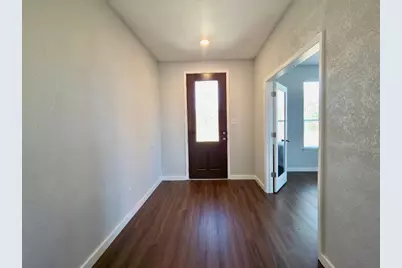 1005 Estes Park, Taylor, TX 76574 - Photo 3