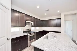 18325 Urbano Dr, Pflugerville, TX 78660 - Photo 5